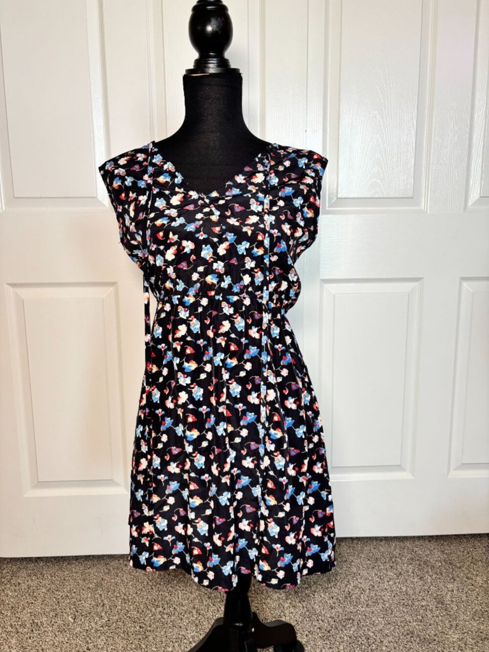 Papaya black floral mini dress (fits like S)